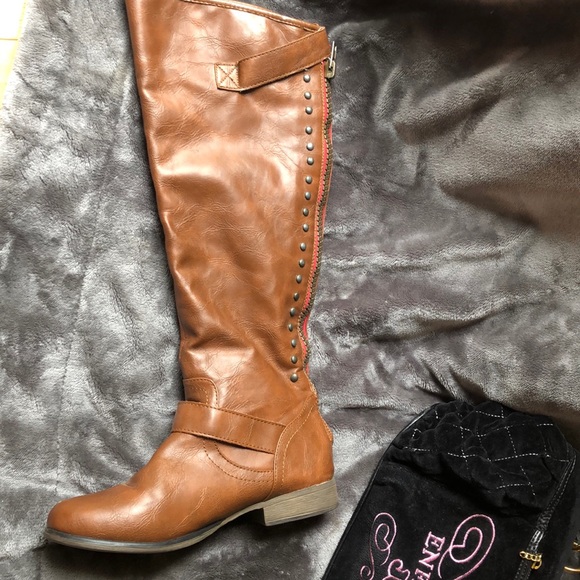 Shoes - FOREVER boots ❄️